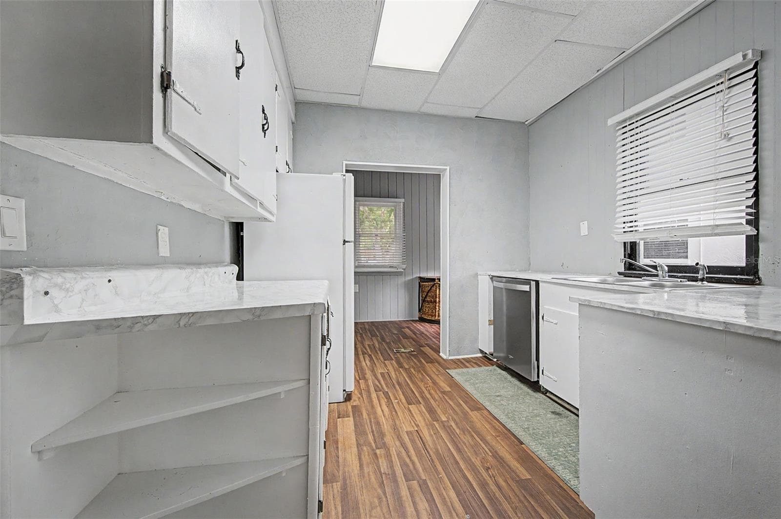 Office at 2019 MANATEE AVE W, BRADENTON, photo 16 of 47