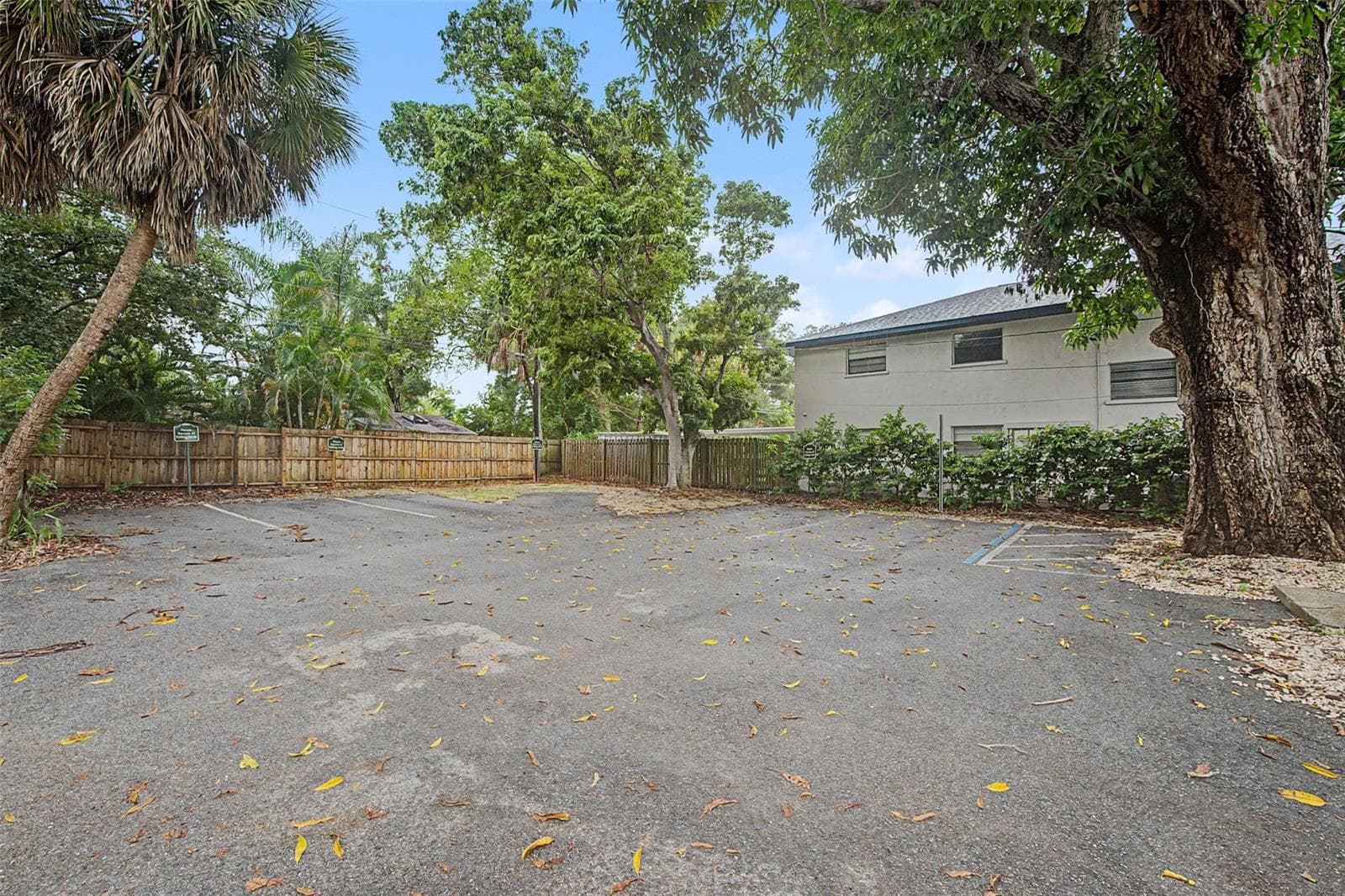 Office at 2019 MANATEE AVE W, BRADENTON, photo 37 of 47