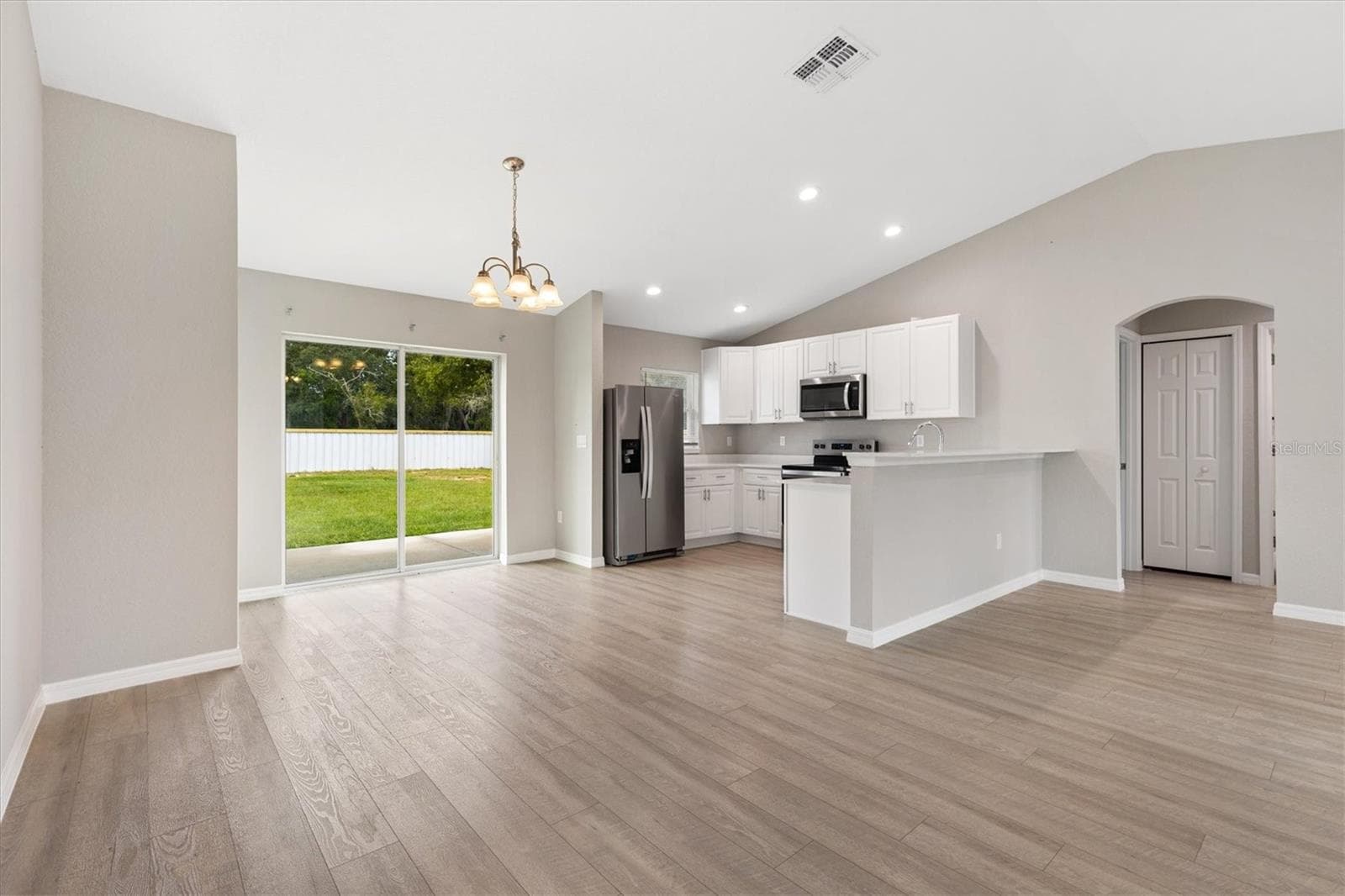 Single Family Residence at 37 GUAVA TERRACE RADL, OCKLAWAHA, photo 13 of 35