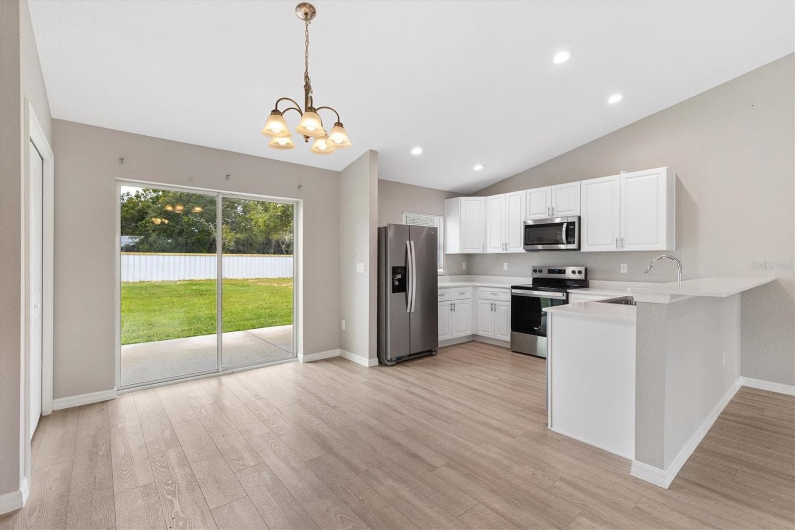 Single Family Residence at 37 GUAVA TERRACE RADL, OCKLAWAHA, photo 14 of 35