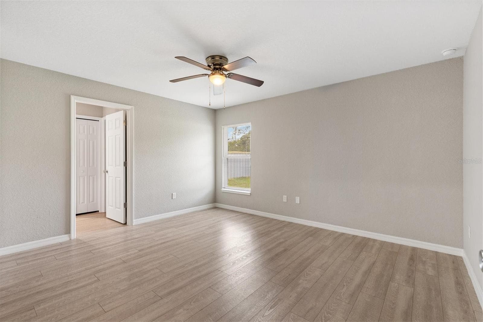 Single Family Residence at 37 GUAVA TERRACE RADL, OCKLAWAHA, photo 18 of 35