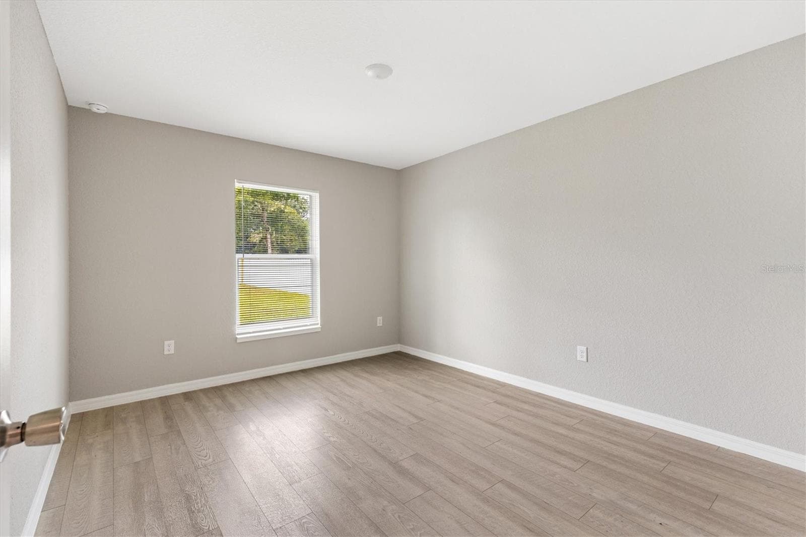Single Family Residence at 37 GUAVA TERRACE RADL, OCKLAWAHA, photo 19 of 35