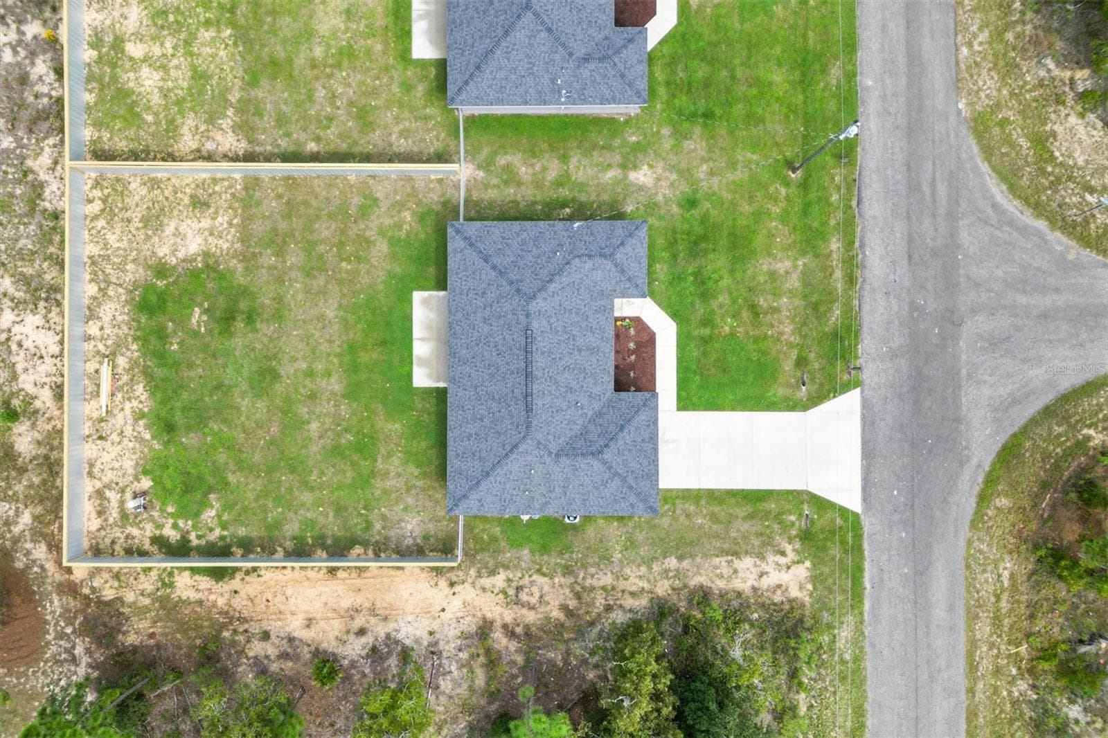 Single Family Residence at 37 GUAVA TERRACE RADL, OCKLAWAHA, photo 34 of 35