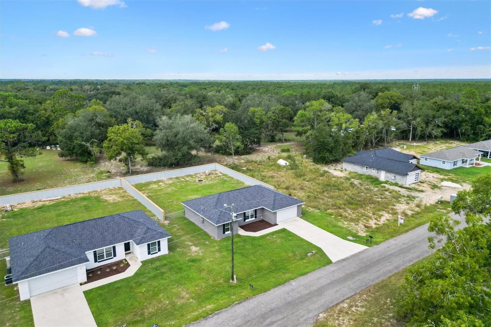 Single Family Residence at 35 GUAVA TERRACE RADL, OCKLAWAHA, photo 25 of 31