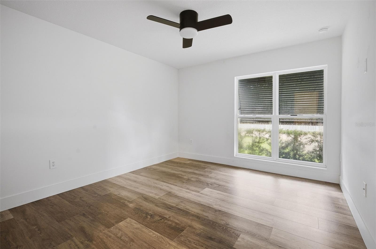 Single Family Residence at 104 E 1ST AVE, WINDERMERE, photo 36 of 54