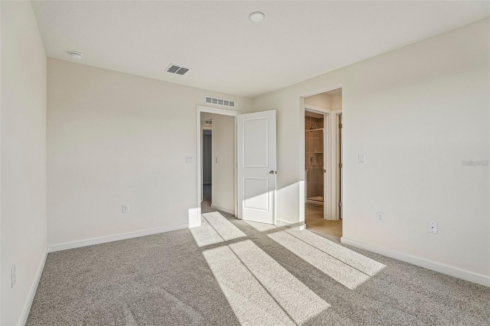 Townhouse at 6677 HORSESHOE LANE WAY, ST CLOUD, photo 3 of 19