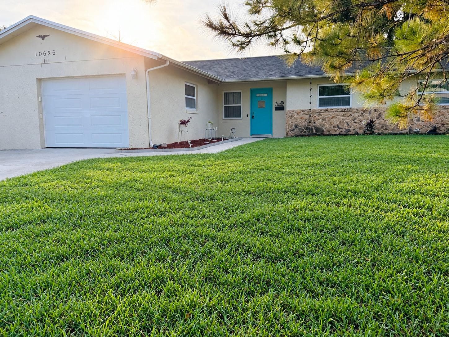 Single Family Residence at 10626 BRESSLYN BLVD, ORLANDO, photo 2 of 26