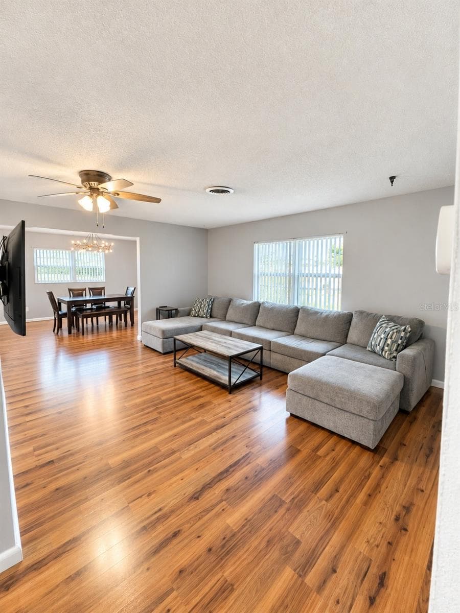Single Family Residence at 10626 BRESSLYN BLVD, ORLANDO, photo 4 of 26