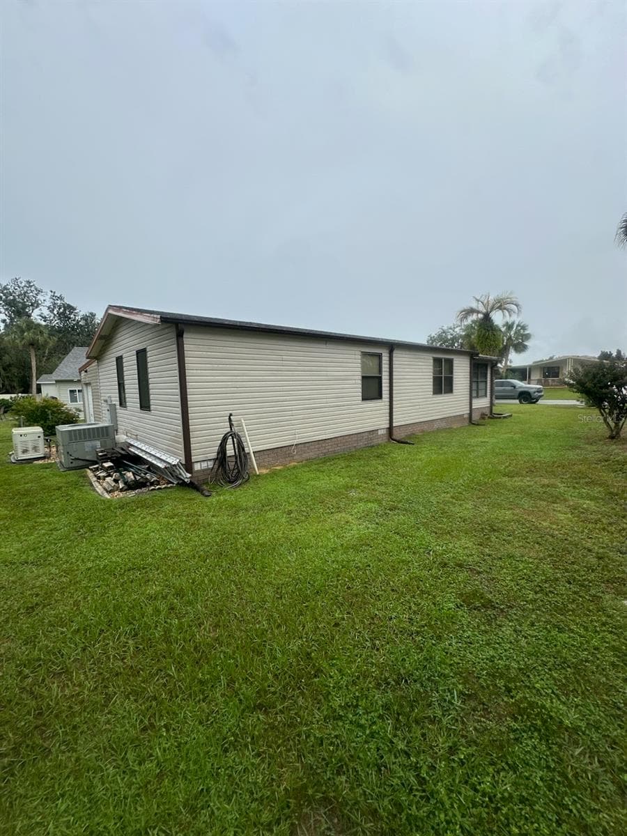 Manufactured Home at 438 TARRSON BLVD, LADY LAKE, photo 32 of 33