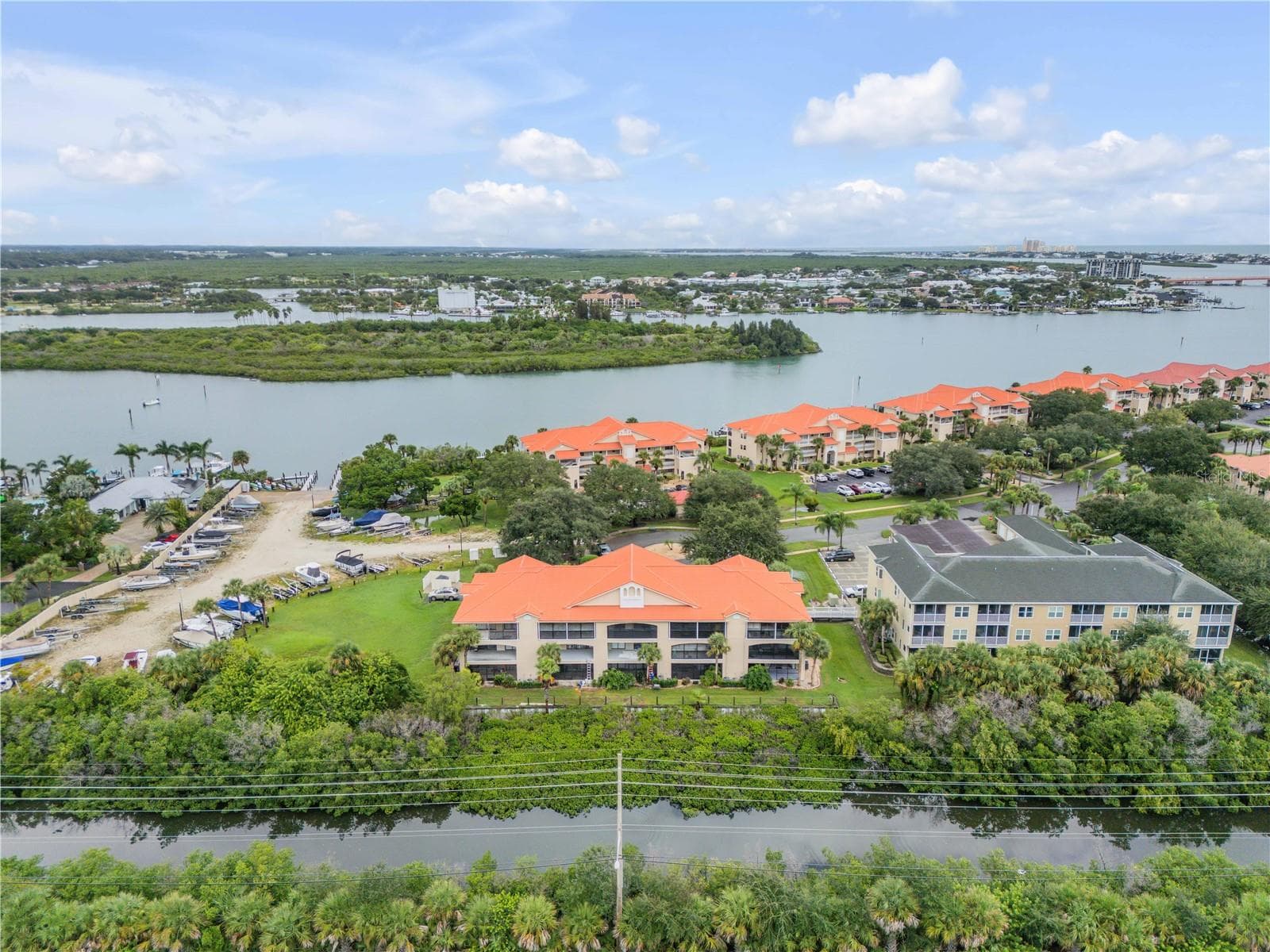 Condominium at 466 BOUCHELLE DR #303, NEW SMYRNA BEACH, photo 6 of 72