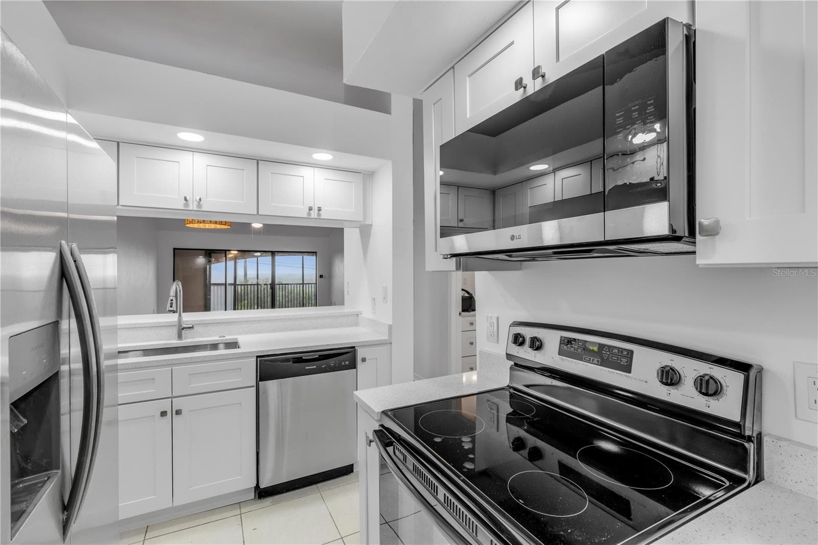 Condominium at 466 BOUCHELLE DR #303, NEW SMYRNA BEACH, photo 15 of 72