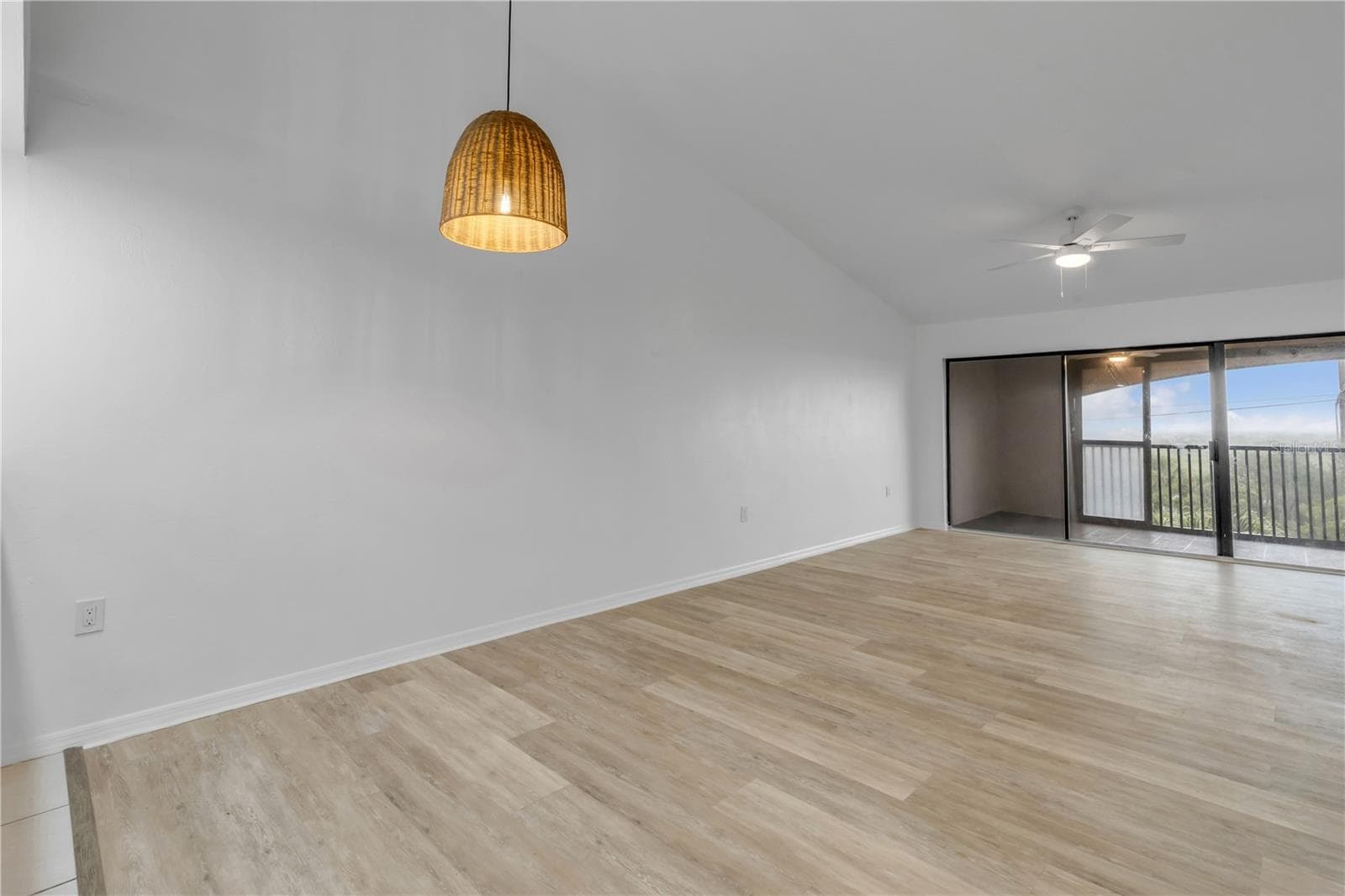Condominium at 466 BOUCHELLE DR #303, NEW SMYRNA BEACH, photo 17 of 72