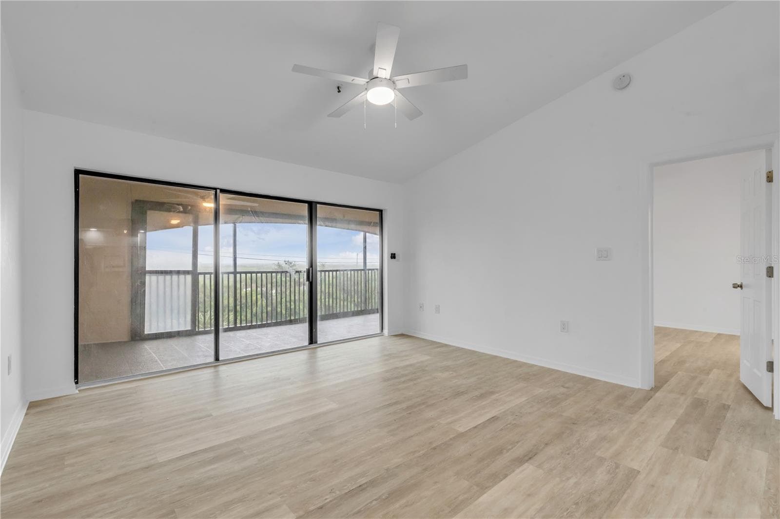 Condominium at 466 BOUCHELLE DR #303, NEW SMYRNA BEACH, photo 21 of 72