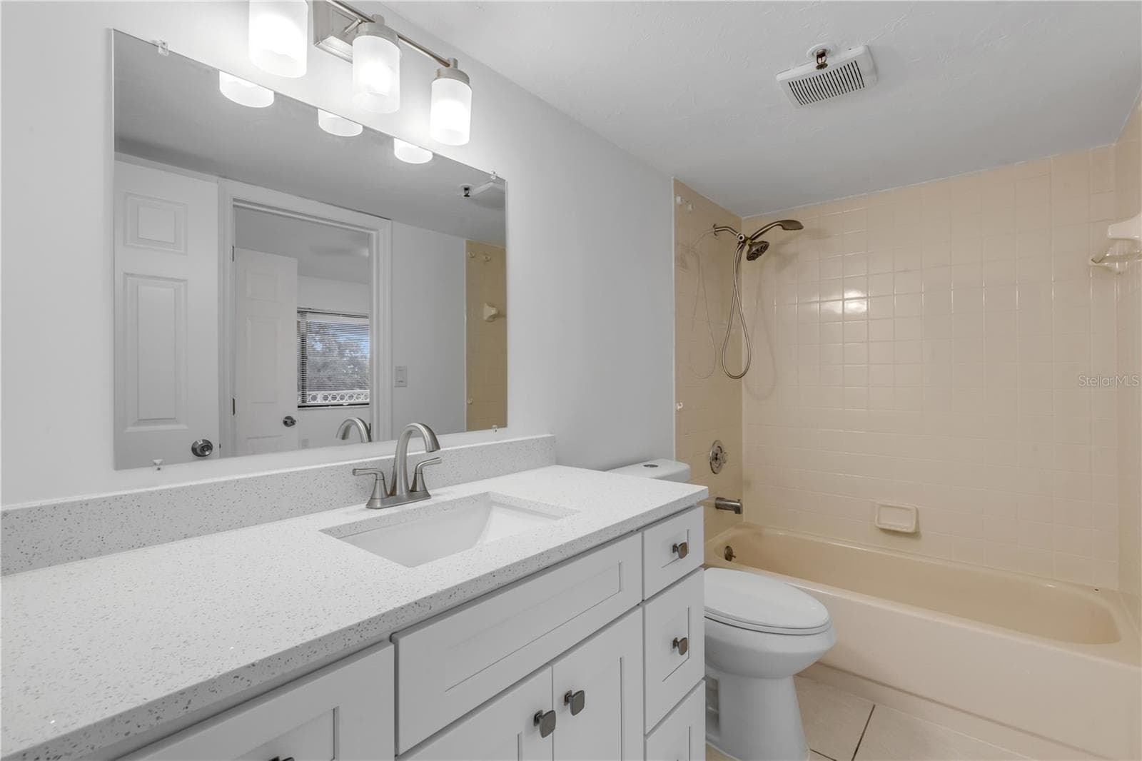 Condominium at 466 BOUCHELLE DR #303, NEW SMYRNA BEACH, photo 22 of 72
