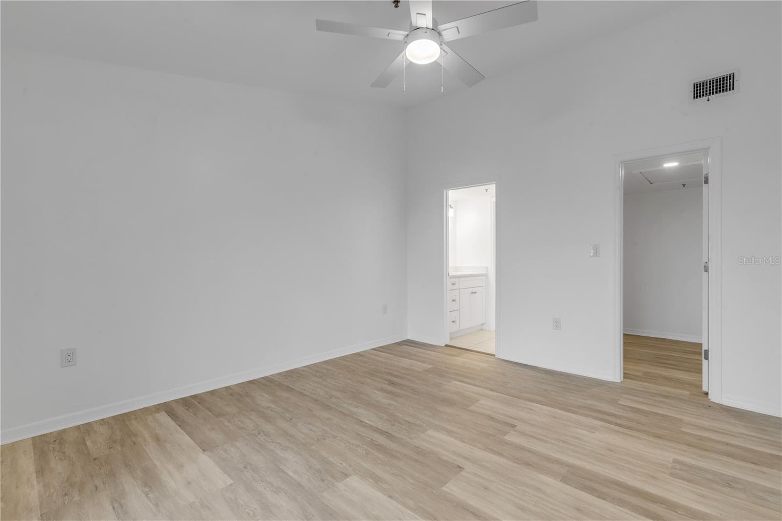 Condominium at 466 BOUCHELLE DR #303, NEW SMYRNA BEACH, photo 28 of 72
