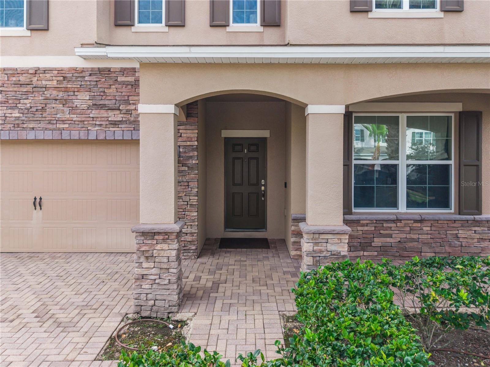 Single Family Residence at 3761 MT VERNON WAY, KISSIMMEE, photo 2 of 77