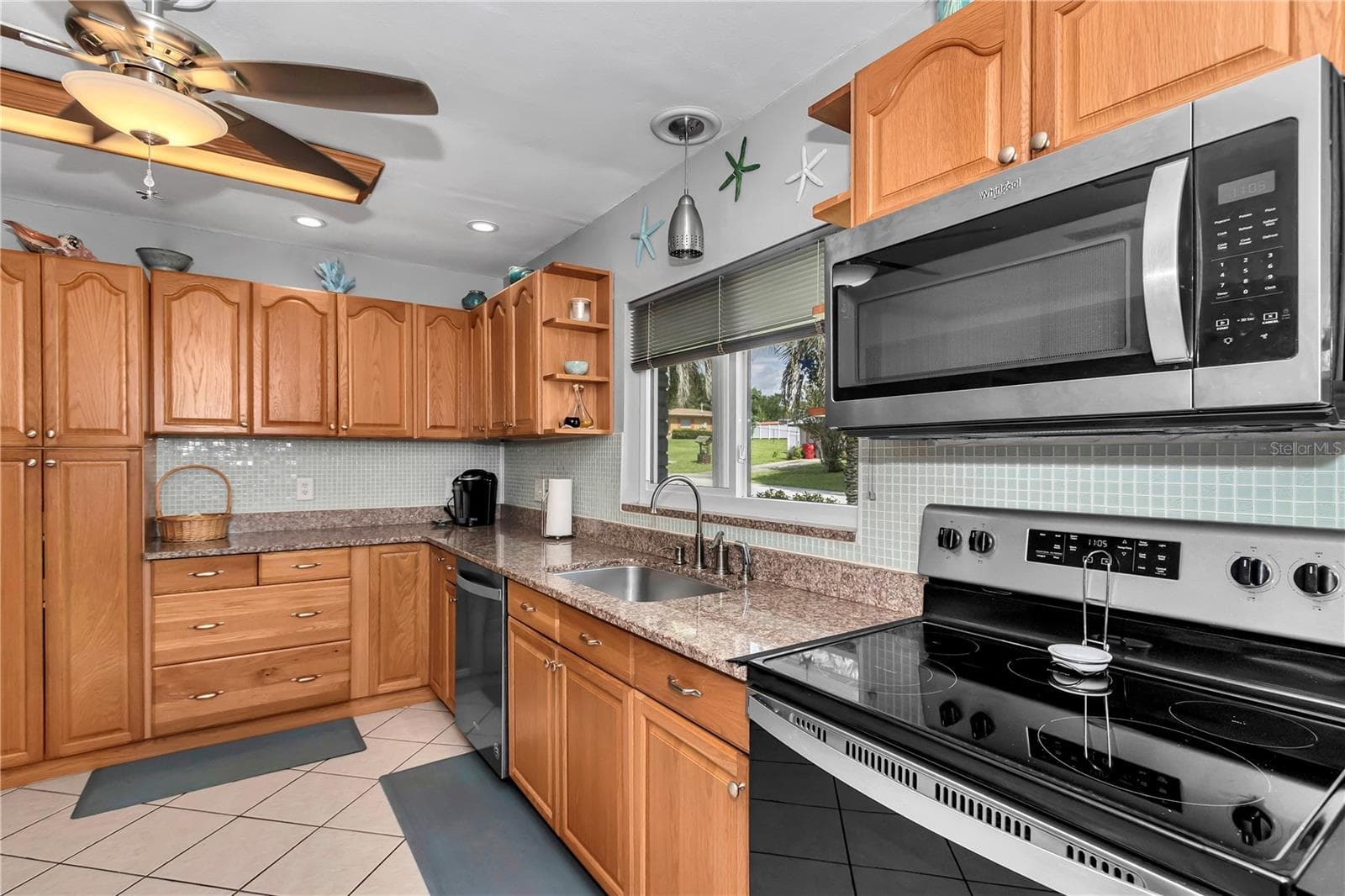 Single Family Residence at 6072 E RUSH ST, INVERNESS, photo 36 of 53