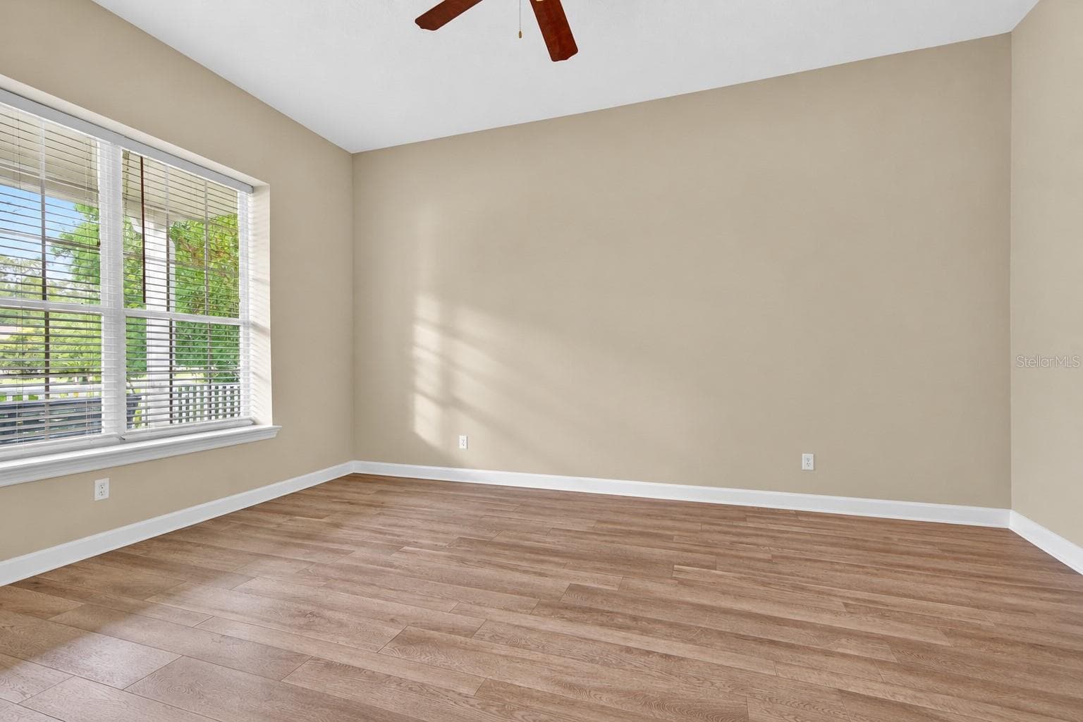 Single Family Residence at 6130 BRIDLEFORD DR, WESLEY CHAPEL, photo 11 of 49
