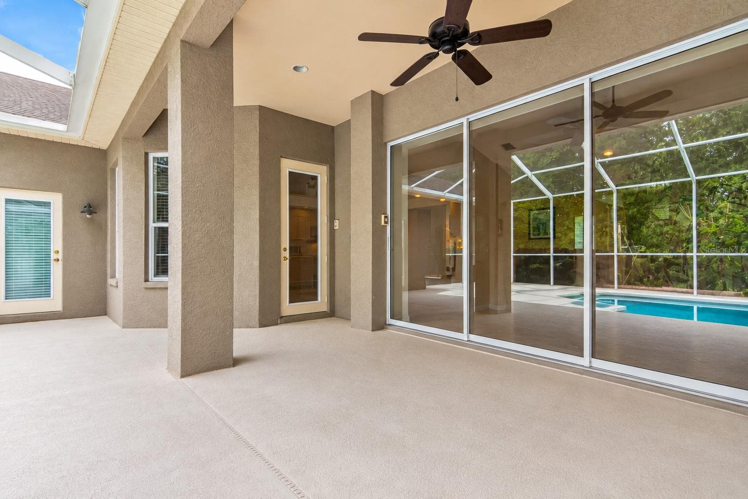 Single Family Residence at 6130 BRIDLEFORD DR, WESLEY CHAPEL, photo 38 of 49
