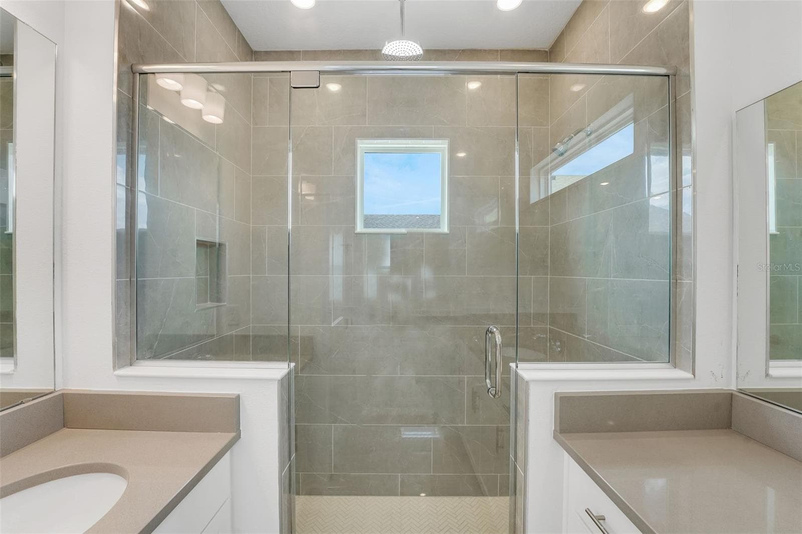 Sample Images Mason - 9865 PEEBLES ST, ORLANDO
