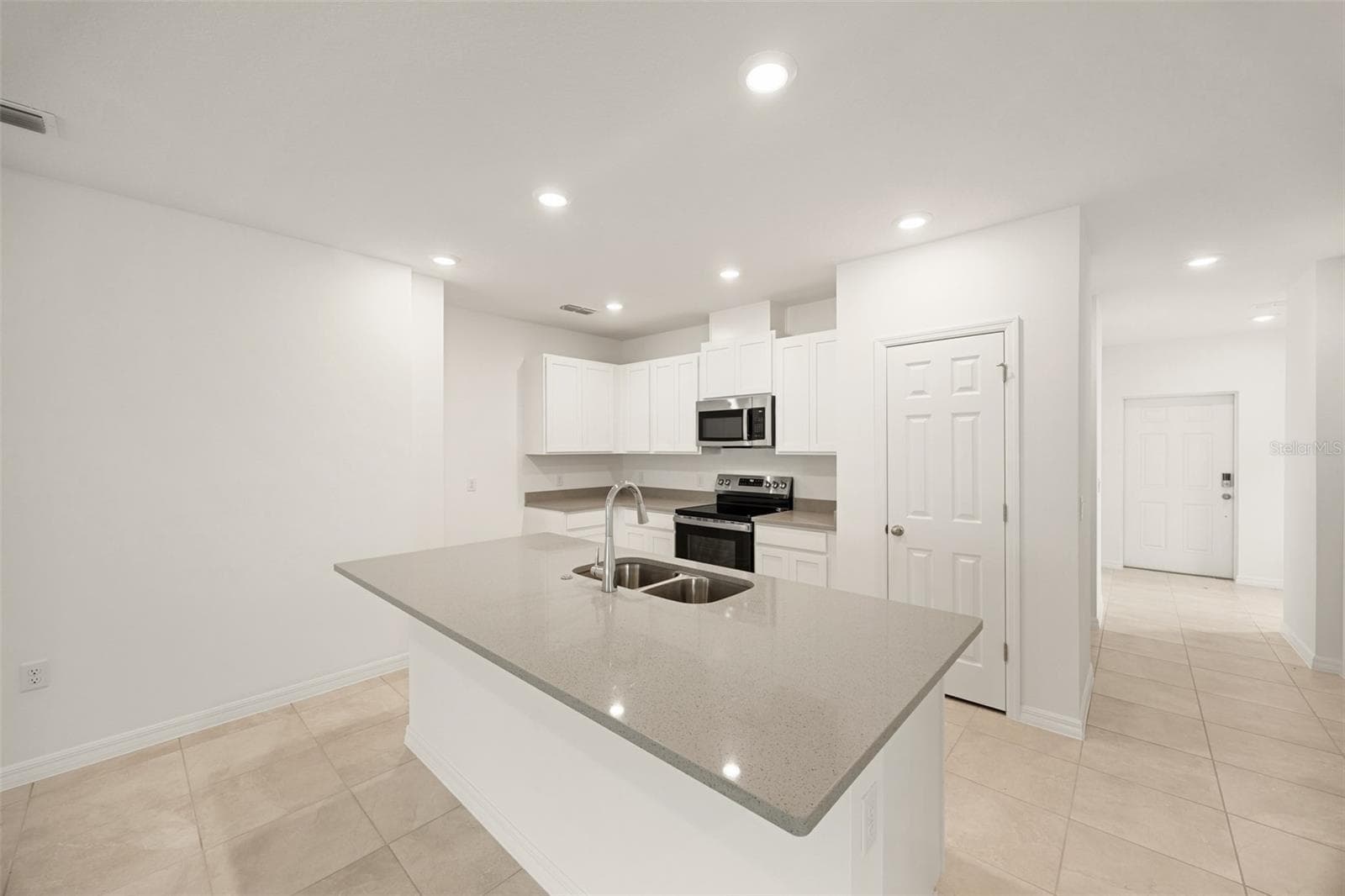 Kitchen - 1260 WHITE ASH LOOP, DELAND