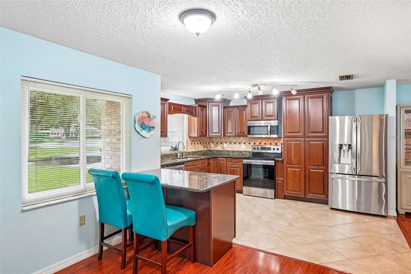 Single Family Residence at 101 W LEMON ST, LADY LAKE, photo 13 of 42