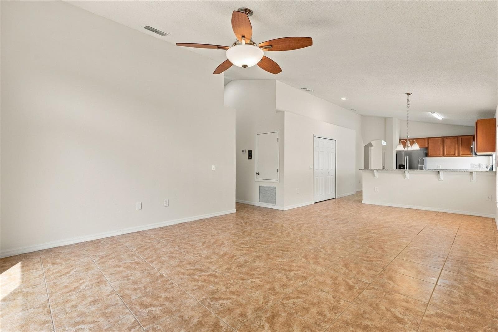 Family Room - 5742 ESSEX ISLE DR, ORLANDO