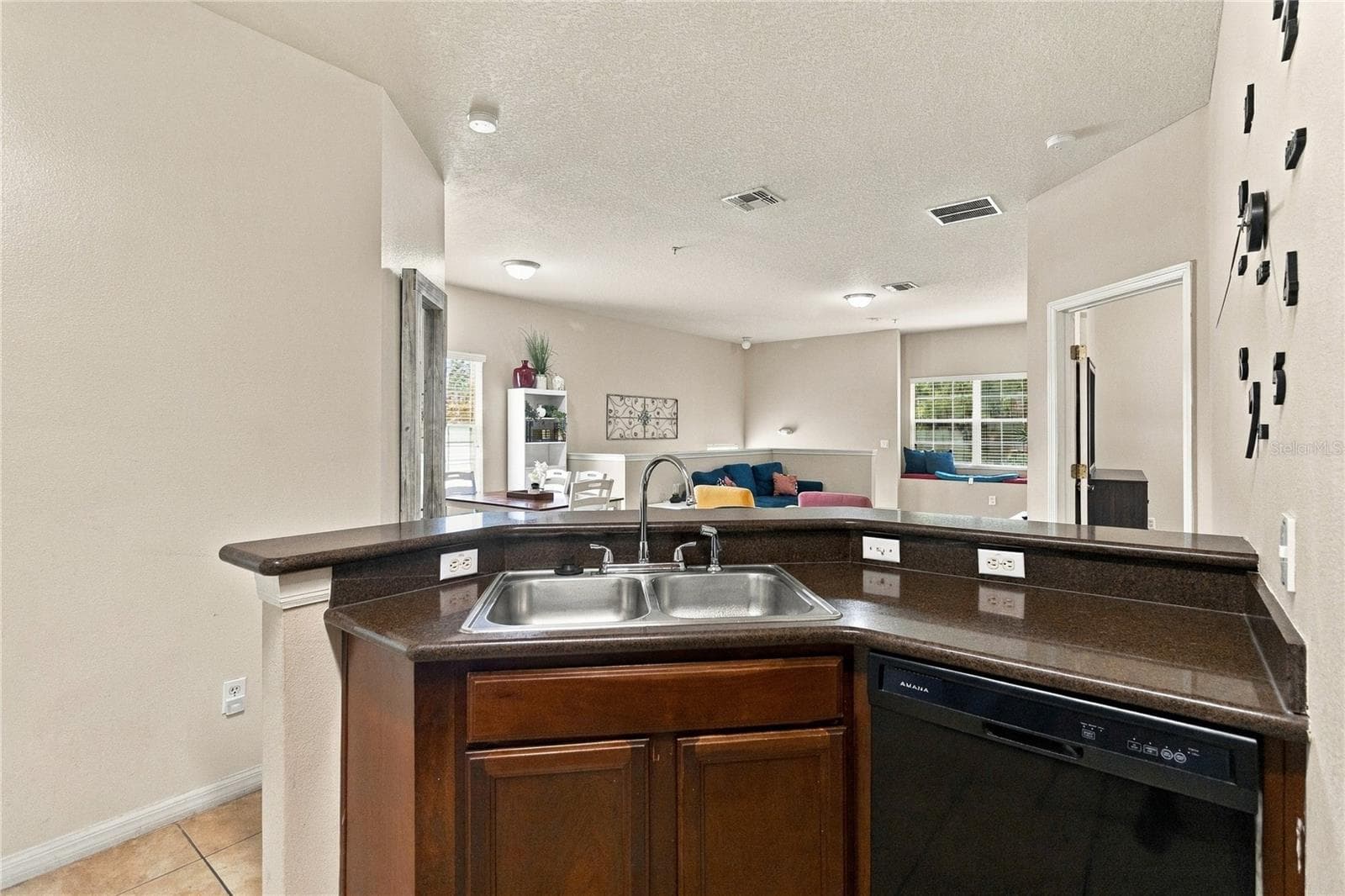 Townhouse at 2736 OAKWATER DR, KISSIMMEE, photo 16 of 59