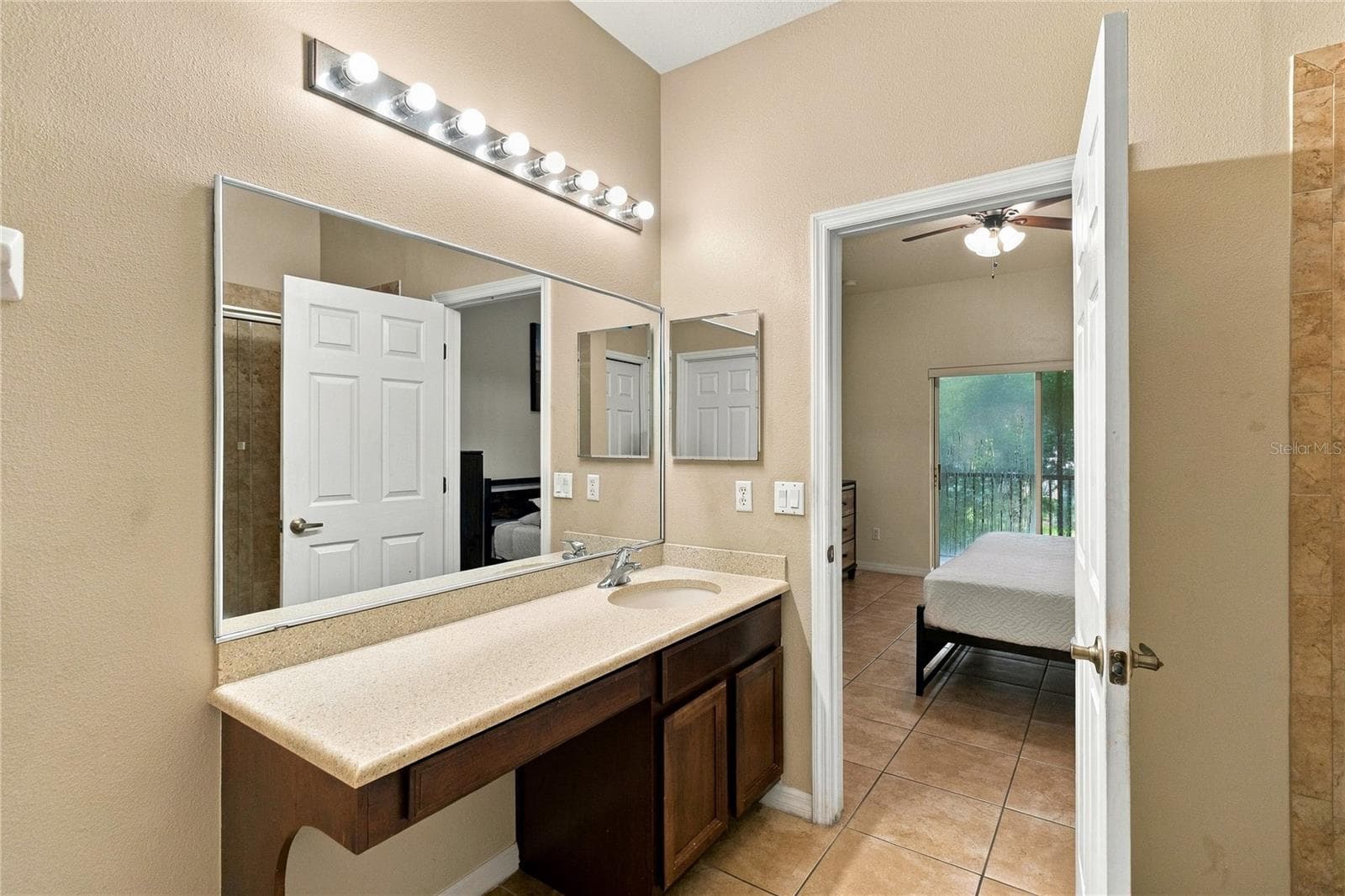 Townhouse at 2736 OAKWATER DR, KISSIMMEE, photo 21 of 59