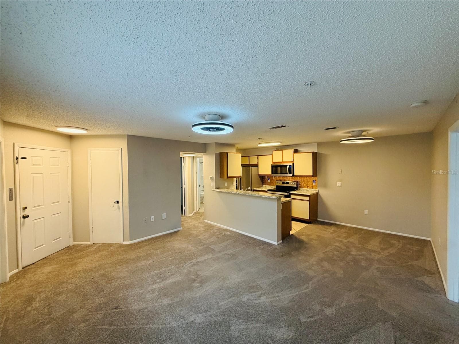 Condominium at 633 BUOY LN #205, ALTAMONTE SPRINGS, photo 5 of 18