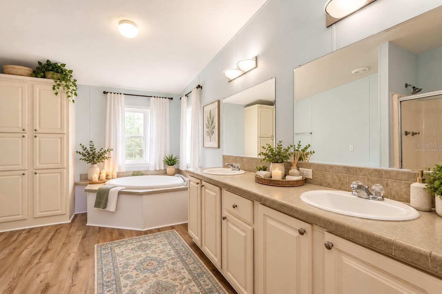 Virtually staged bath. - 14221 HURRICANE DR, WEEKI WACHEE