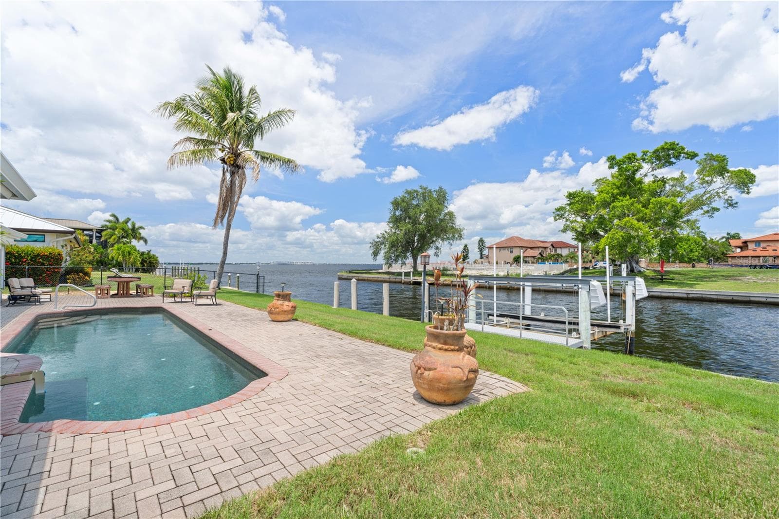 Single Family Residence at 2211 PALM TREE DR, PUNTA GORDA, photo 4 of 60