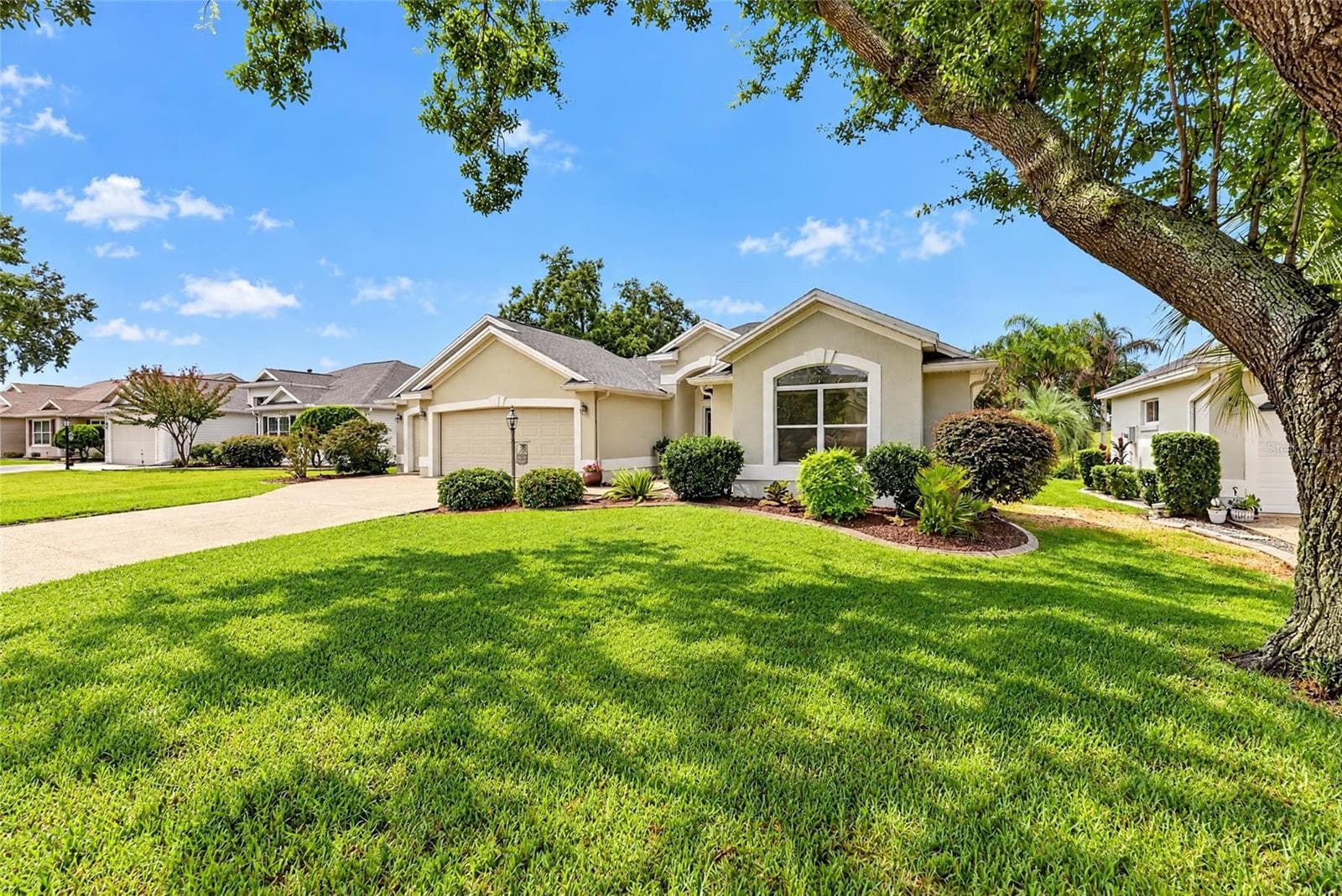 Single Family Residence at 7775 SE 168TH LONE OAK LOOP, THE VILLAGES, photo 5 of 57