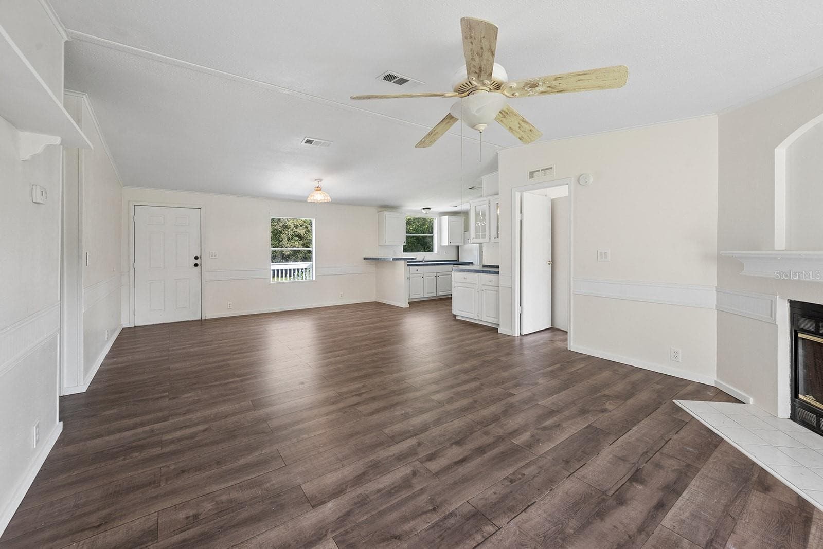Manufactured Home at 3583 NW 216TH ST, LAWTEY, photo 37 of 68