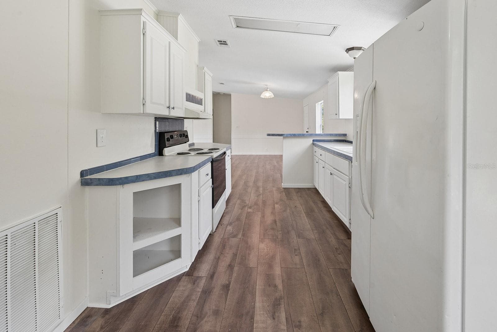 Manufactured Home at 3583 NW 216TH ST, LAWTEY, photo 65 of 68