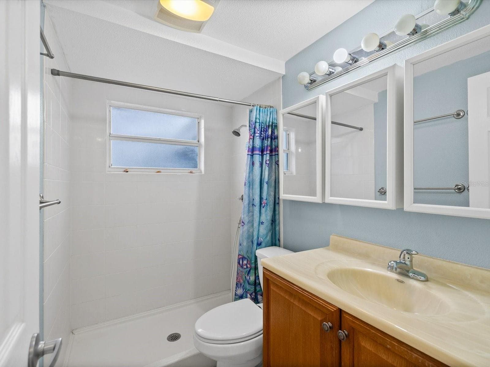 Single Family Residence at 4004 SCARLET MAPLE DR, HOLIDAY, photo 5 of 32
