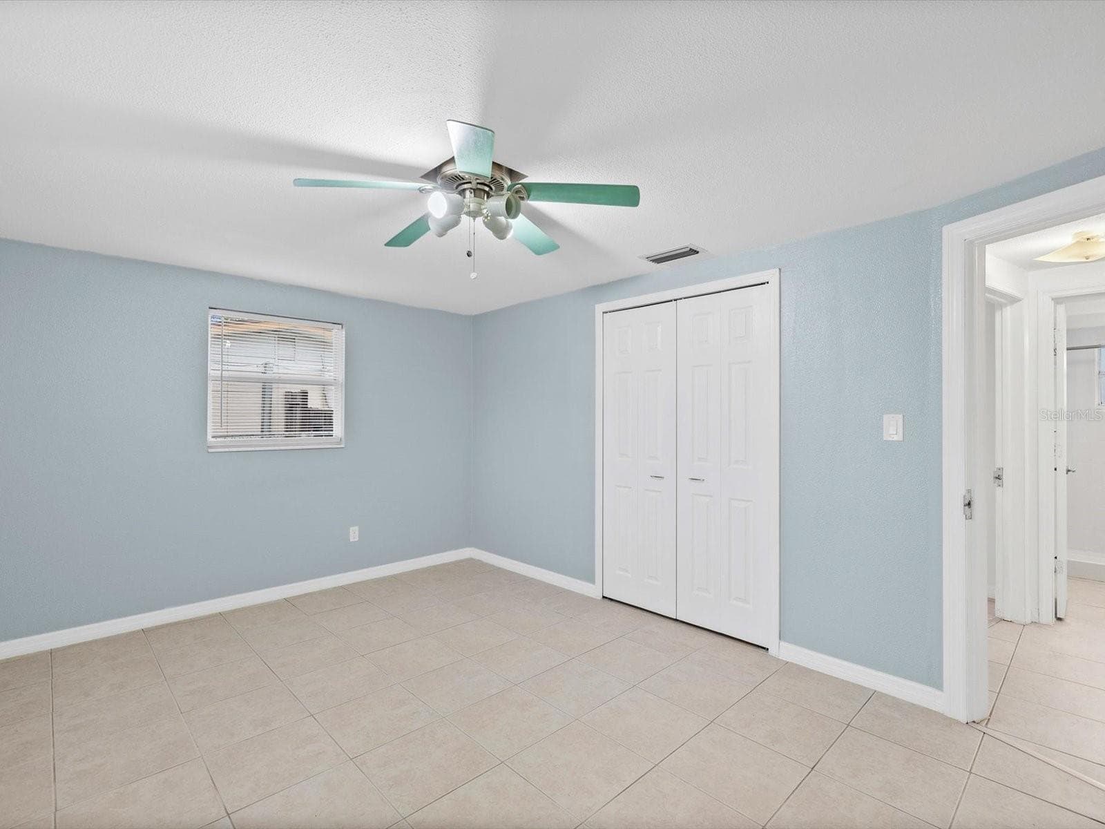 Single Family Residence at 4004 SCARLET MAPLE DR, HOLIDAY, photo 11 of 32