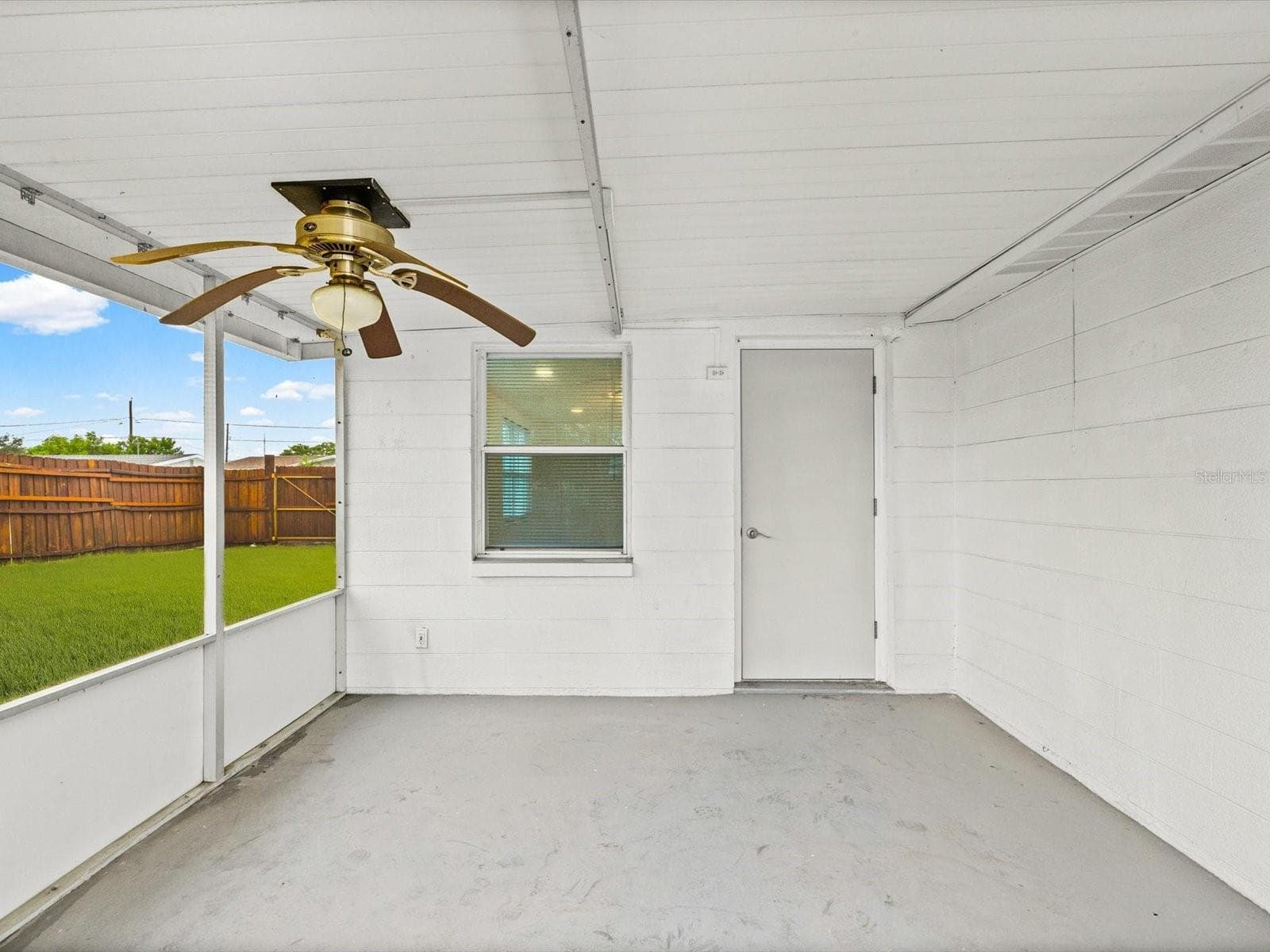 Single Family Residence at 4004 SCARLET MAPLE DR, HOLIDAY, photo 27 of 32