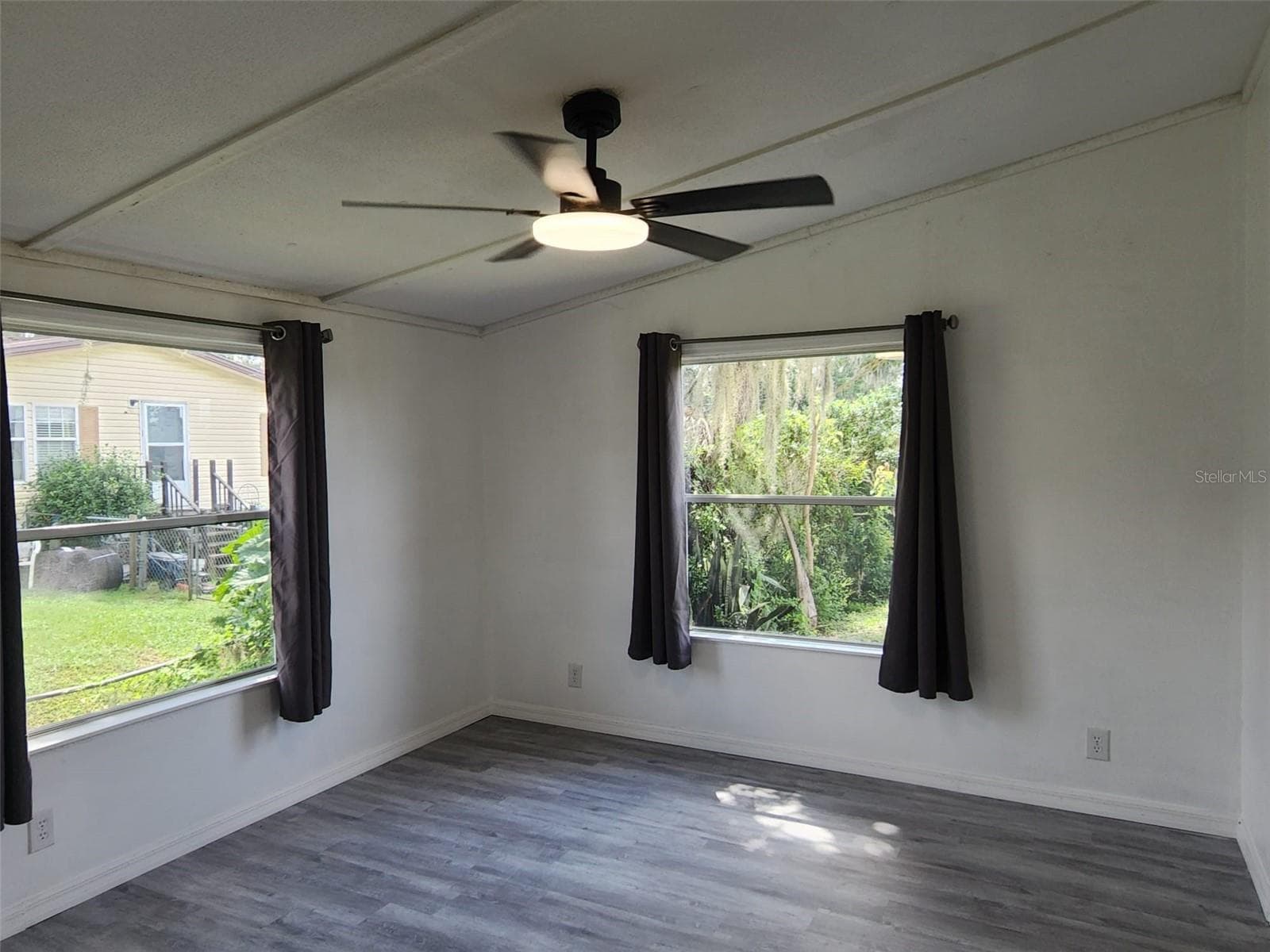 Manufactured Home at 3042 PARK CIR, HAINES CITY, photo 21 of 91