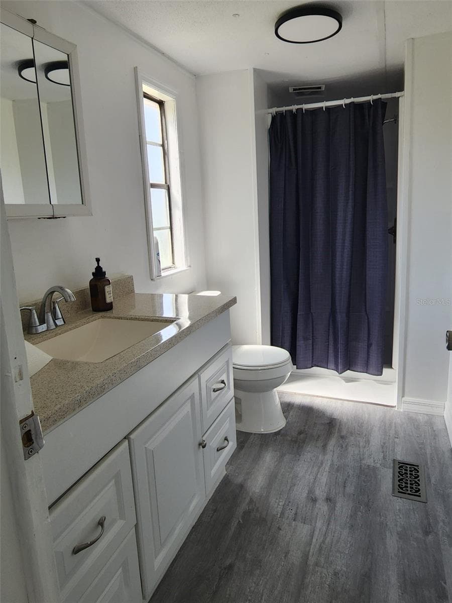 Manufactured Home at 3042 PARK CIR, HAINES CITY, photo 23 of 91