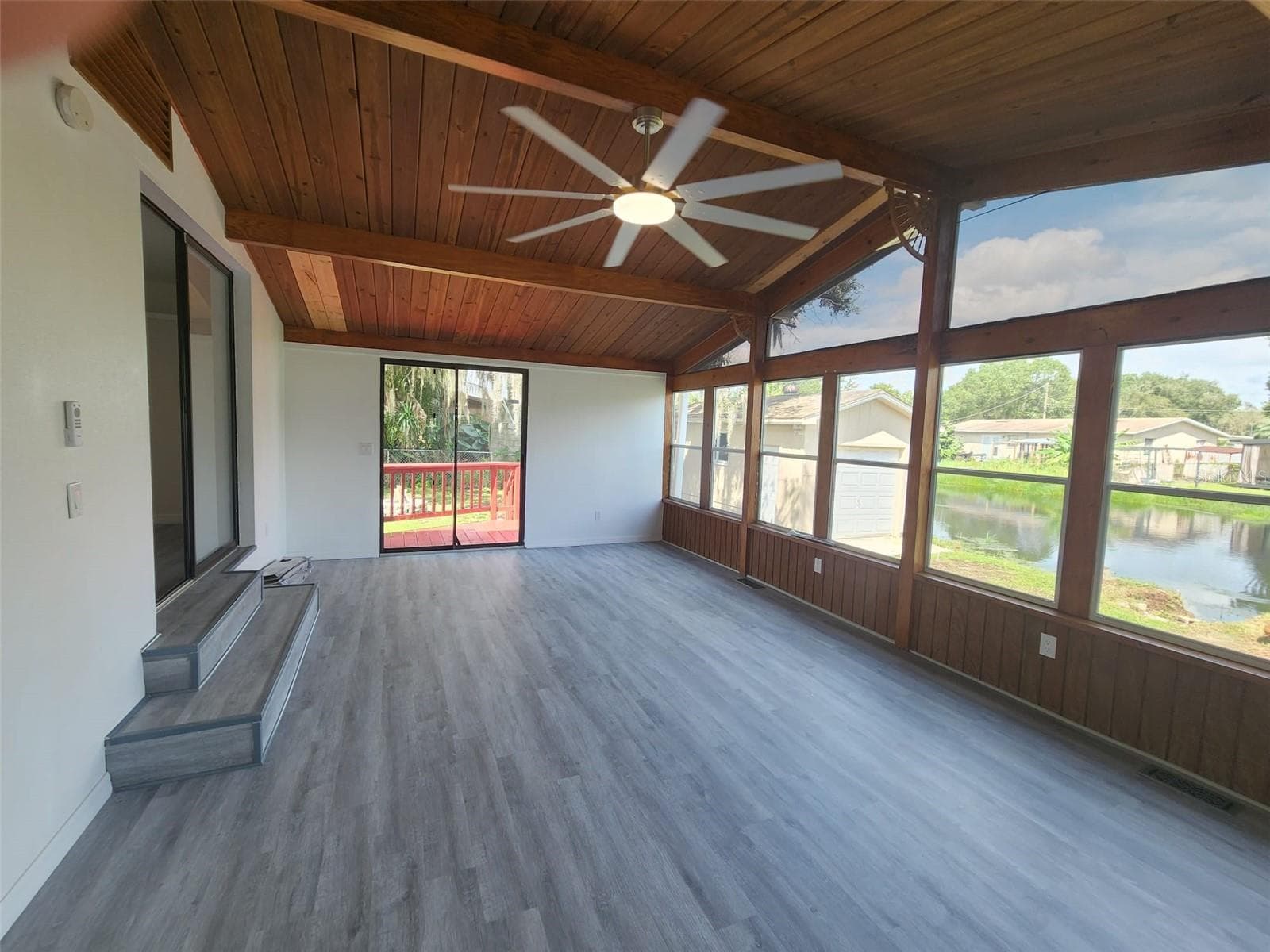 Manufactured Home at 3042 PARK CIR, HAINES CITY, photo 31 of 91