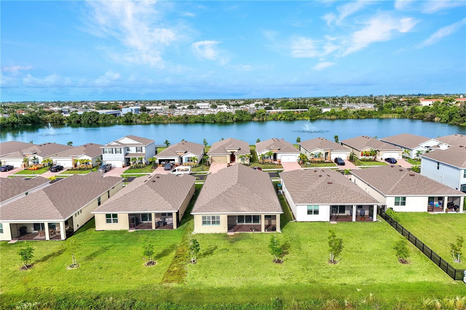 Single Family Residence at 447 SPRING HILL LAKE LOOP, CAPE CORAL, photo 27 of 44