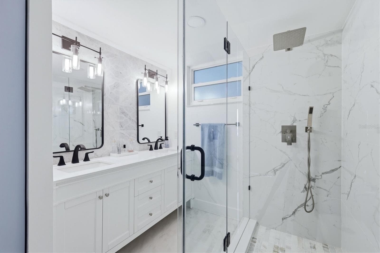 Condominium at 605 SUTTON PL #101, LONGBOAT KEY, photo 19 of 45