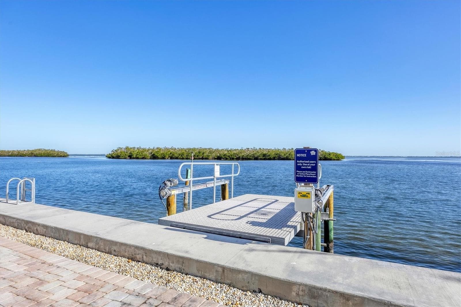 Condominium at 605 SUTTON PL #101, LONGBOAT KEY, photo 31 of 45