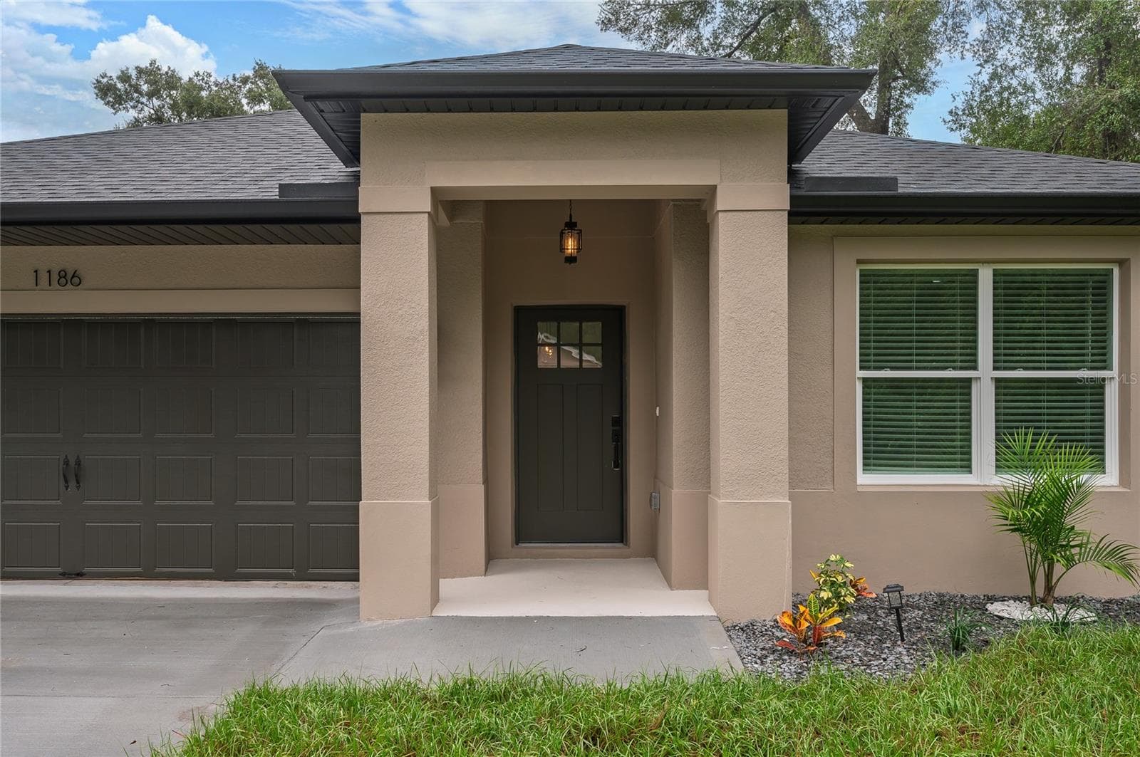 Single Family Residence at 1186 7TH ST, ORANGE CITY, photo 4 of 43
