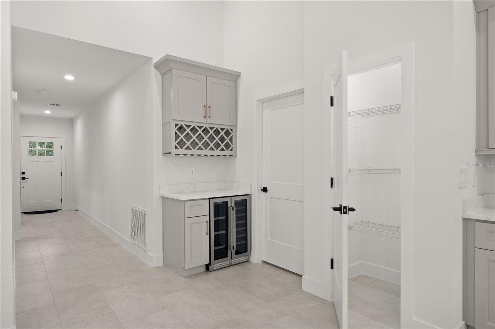 Single Family Residence at 1186 7TH ST, ORANGE CITY, photo 19 of 43