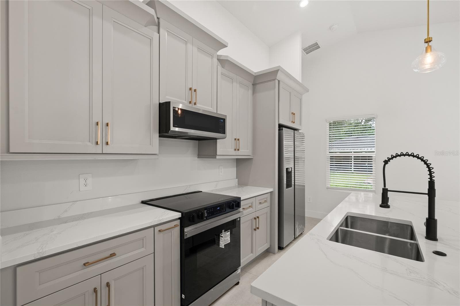 Single Family Residence at 1186 7TH ST, ORANGE CITY, photo 20 of 43
