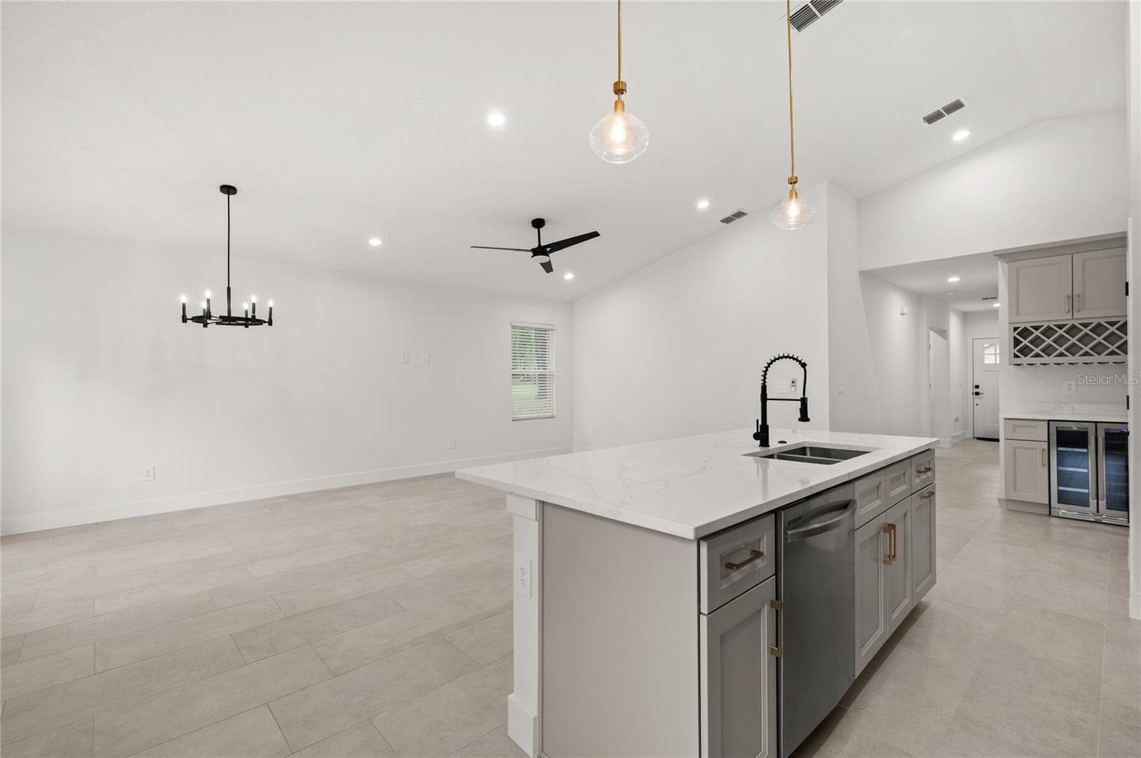 Single Family Residence at 1186 7TH ST, ORANGE CITY, photo 25 of 43