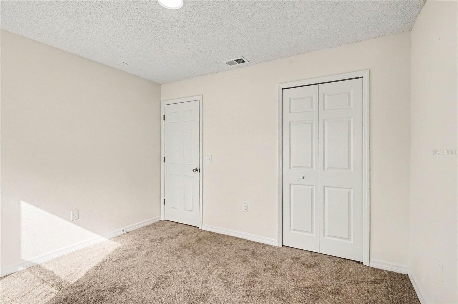 Single Family Residence at 1093 AMANDA KAY CIR, SANFORD, photo 12 of 18