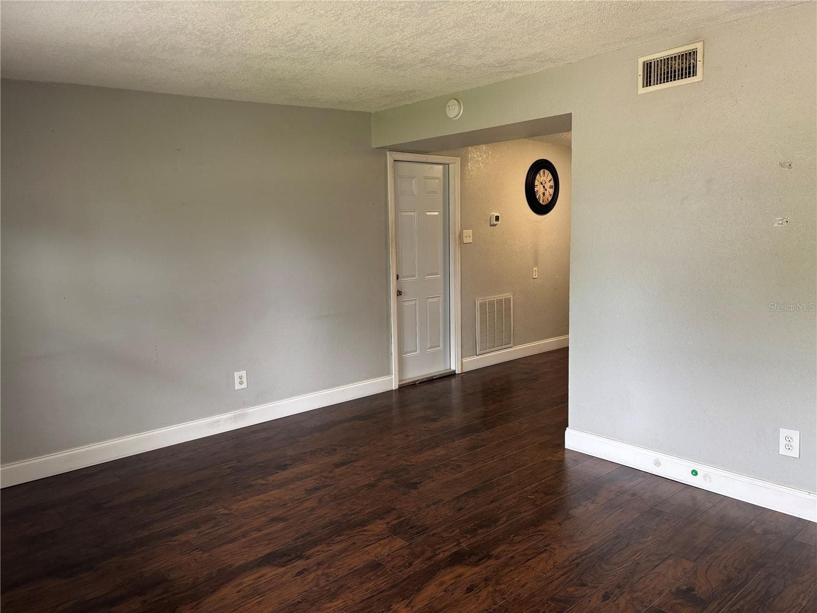 Single Family Residence at 11010 HASSLE AVE, PORT RICHEY, photo 6 of 19